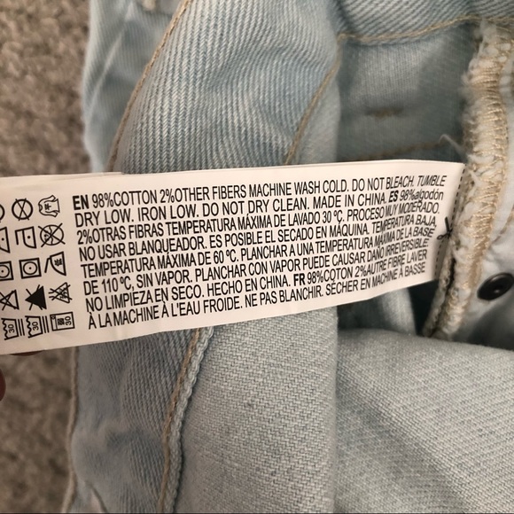 🛍️ 2/$15 NWOT Forever 21 High Waist Jean Shorts Sz 28 - Picture 4 of 5